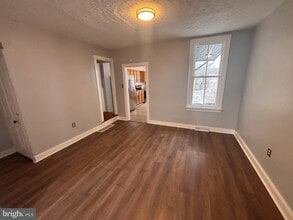 Building Photo - 202 Park Pl