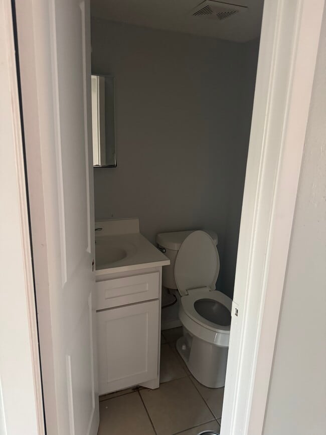 Foto del edificio - 524 Galveston Rd