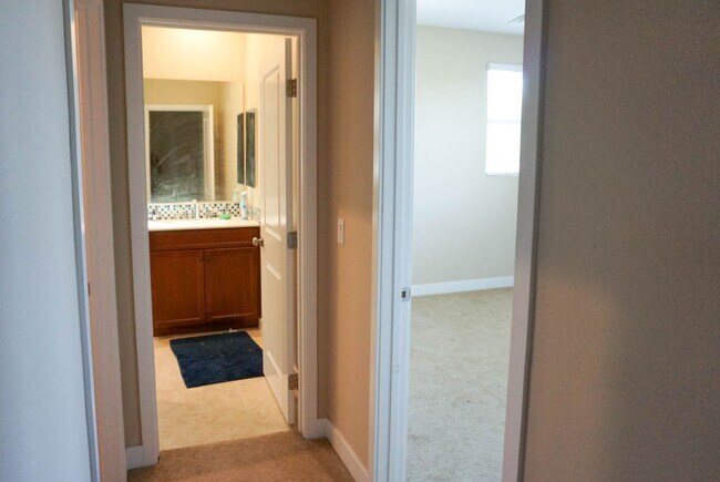 Building Photo - Beautiful Santee Condo