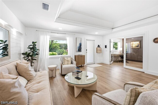 Foto del edificio - 1274 Pine Ct