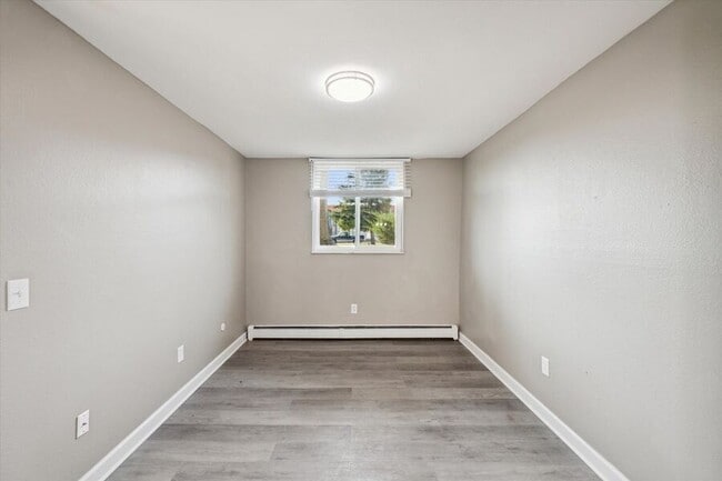 Building Photo - 4080 Royer Rd