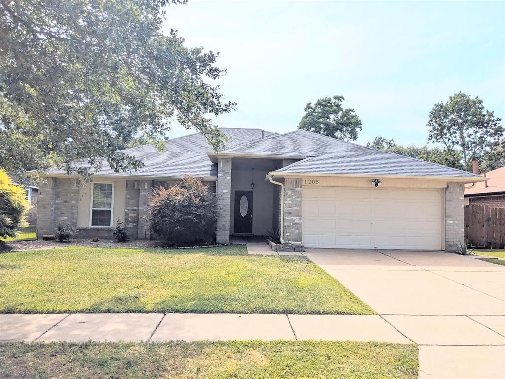 Foto principal - 1206 Three Forks Dr