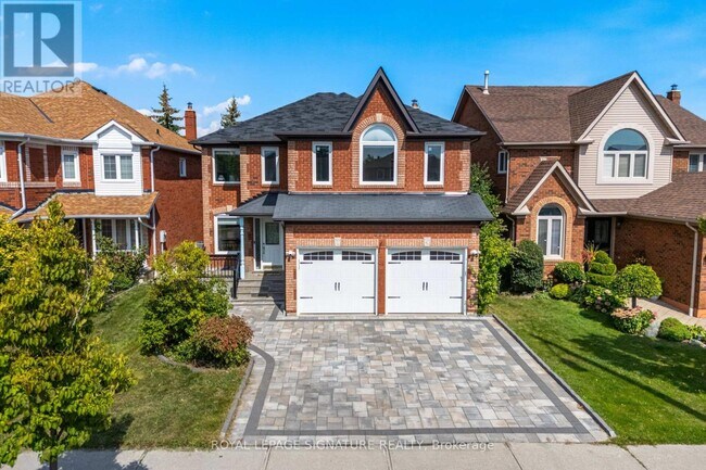 Building Photo - 5217 Fallingbrook Dr