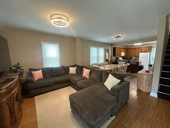 Foto del edificio - 14 S Washington Ave