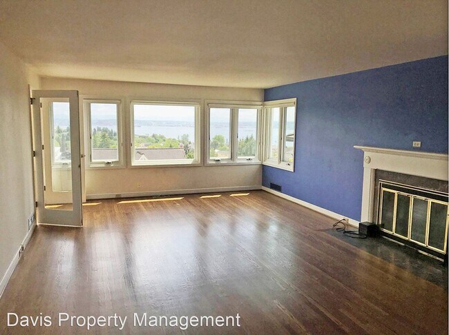 Building Photo - 5 br, 3.5 bath House - 2425 Montavista Pla...