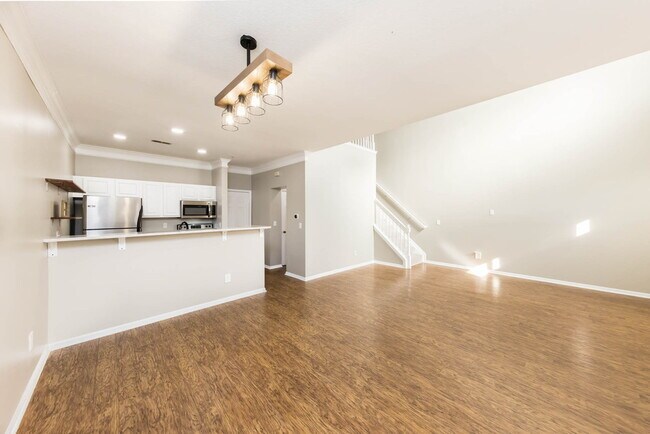 Building Photo - 6010 Inishmore Ln