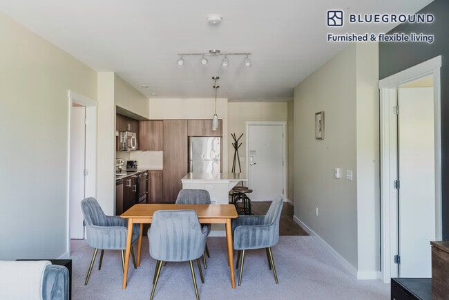 Building Photo - 13403 Newcastle Commons Dr
