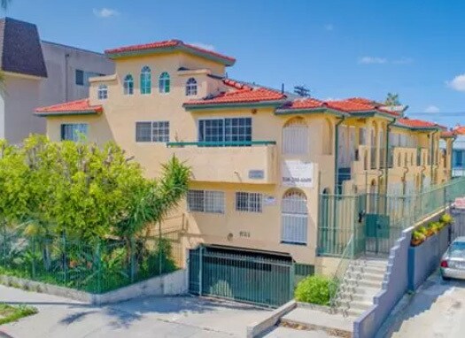 Foto del edificio - 821 Gramercy Dr