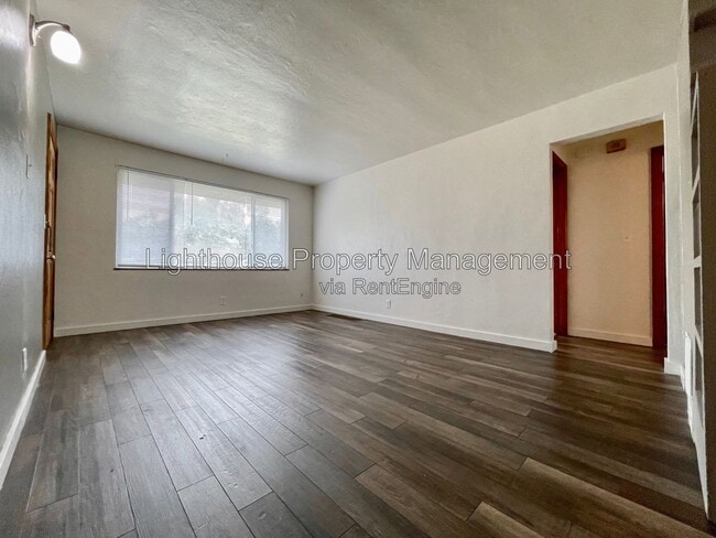 Foto del edificio - 1212 Ottillia St SE
