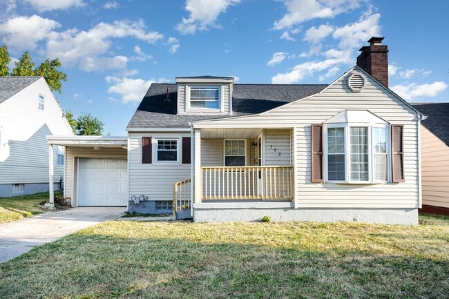Building Photo - Gorgeous 3 Bed 1 Bath Home