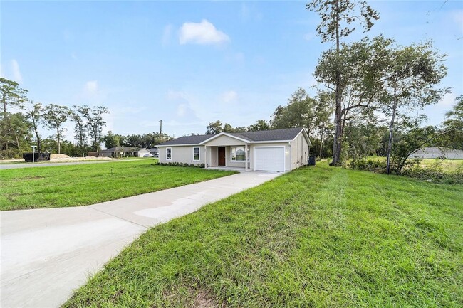 Building Photo - 691 NE 130th Ct