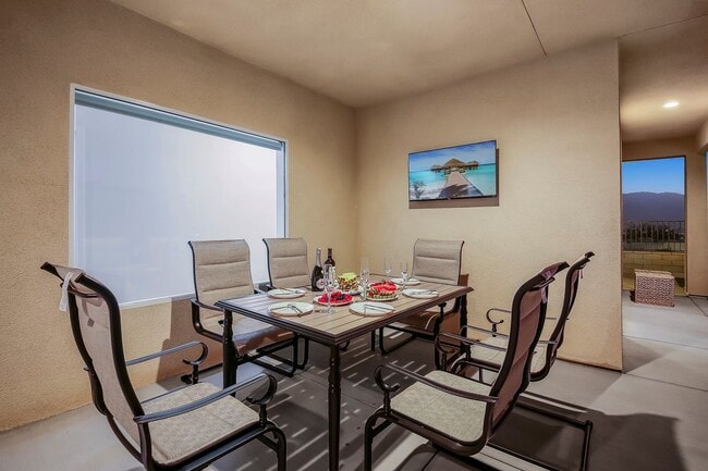 Building Photo - 9190 Puesta Del Sol