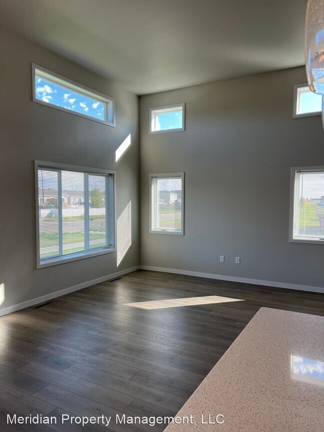 Foto del edificio - 3 br, 2 bath House - 4518 13th St S