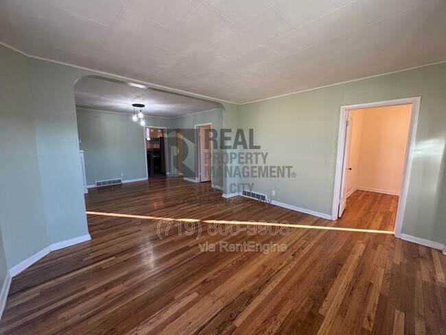 Foto del edificio - 908 Spruce St