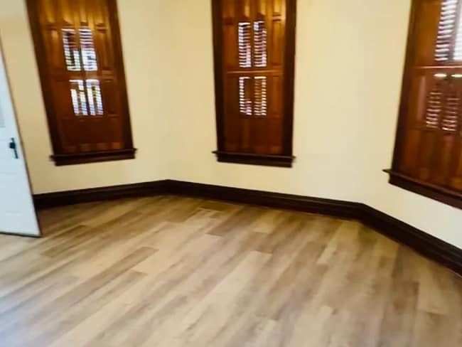 Building Photo - 700 Linden Ave