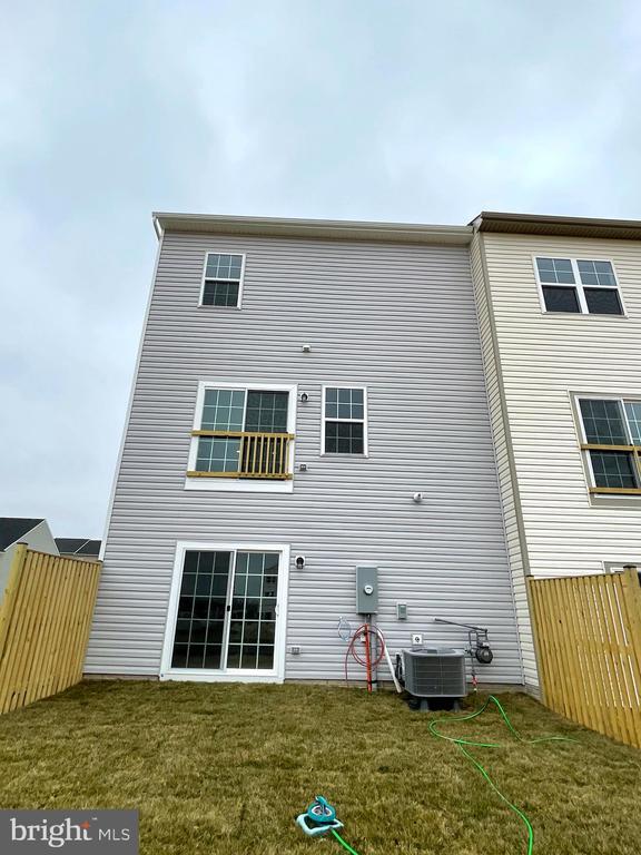 Primary Photo - 200 Norland Knoll Dr