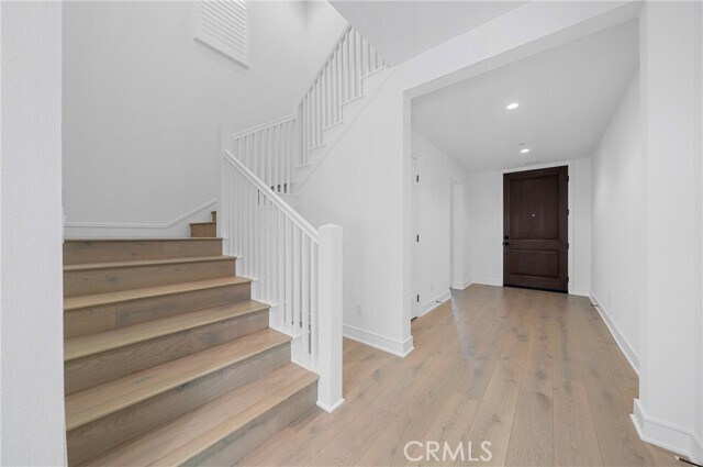 Building Photo - 154 Mezza Luna