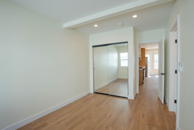 Foto del edificio - 1036 Westmoreland Ave