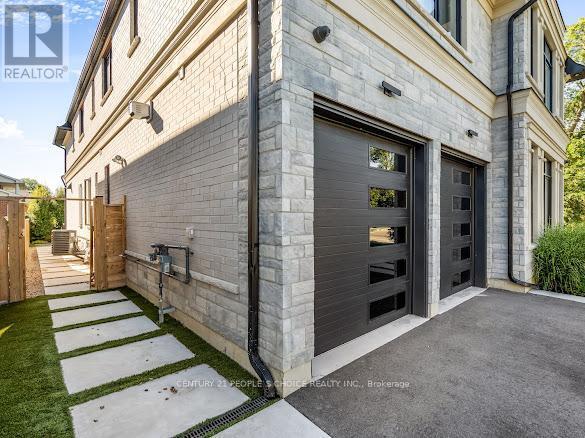 Building Photo - 2371 Camilla Rd