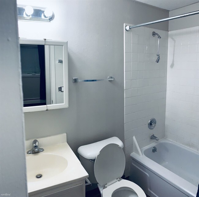 Foto del edificio - 3137 Raspberry Rd