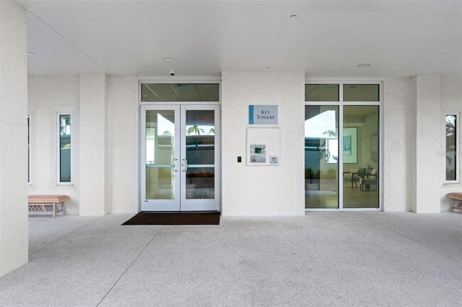 Building Photo - 1750 Benjamin Franklin Dr