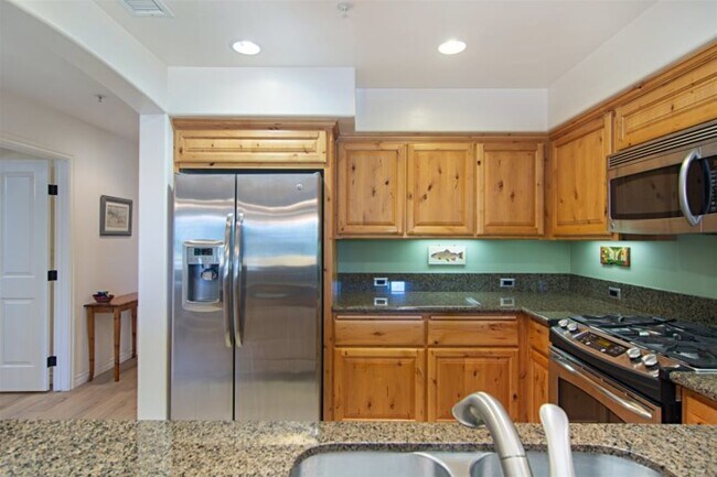 Foto del edificio - 4151 Mission Blvd