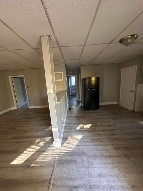 Foto del edificio - 72 N Main St