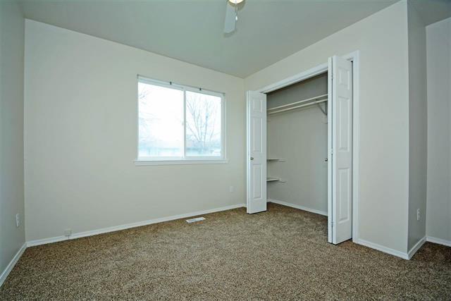 Building Photo - Updated Nampa home just minutes from I-84