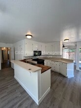 Building Photo - 5535 Olinda Rd