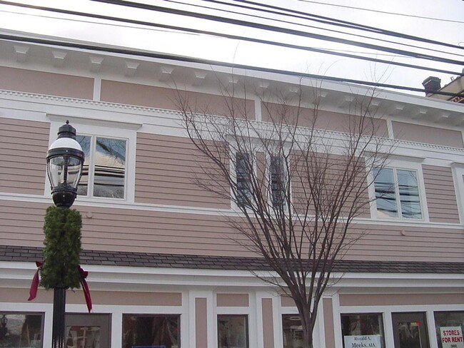 Foto del edificio - 304-306 Centennial Ave