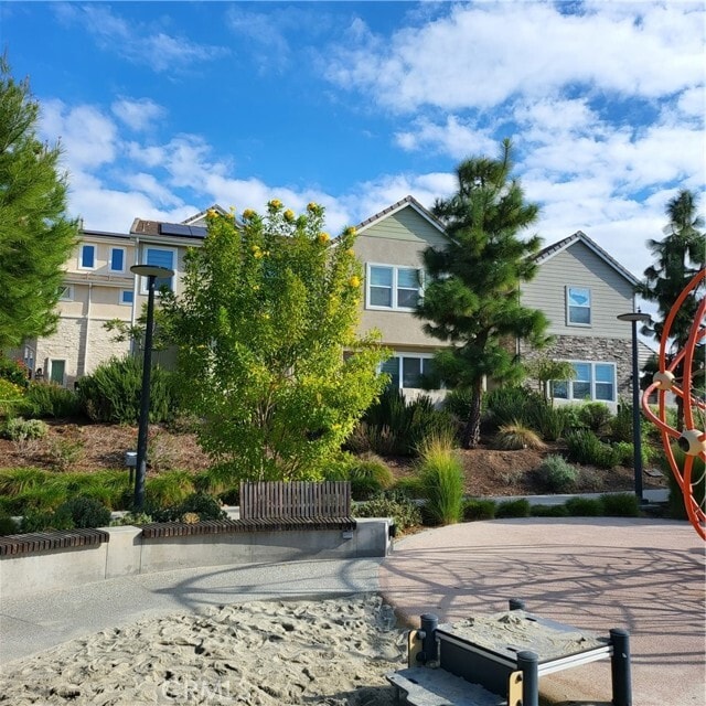 Primary Photo - 346 Chorus