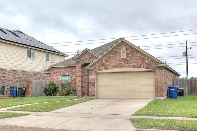 Building Photo - 7701 Cattlemen Dr