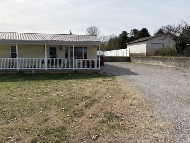 Driveway - 3017 Fernleaf Dr