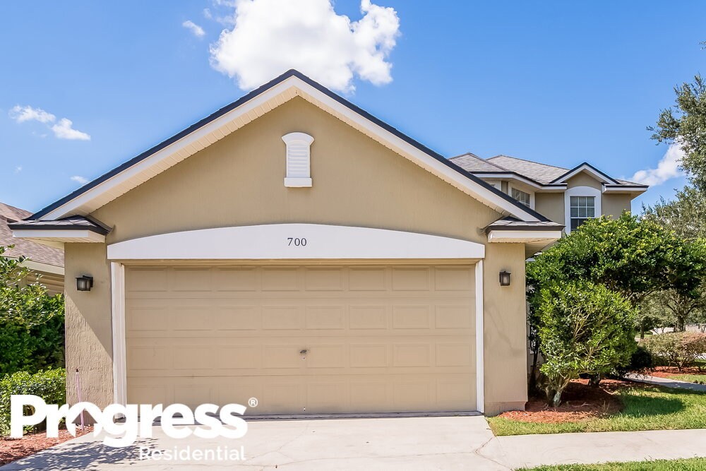 Foto principal - 700 Timbermill Ln