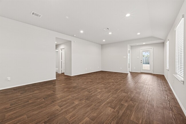 Building Photo - 40503 Birch Shadows Ct