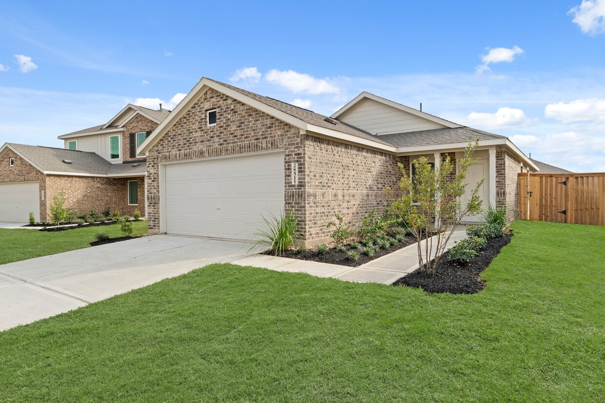 Primary Photo - 28511 Texas Sparrow Ln