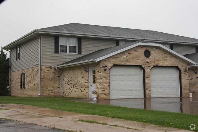 Building Photo - 151 Glen Hill Dr