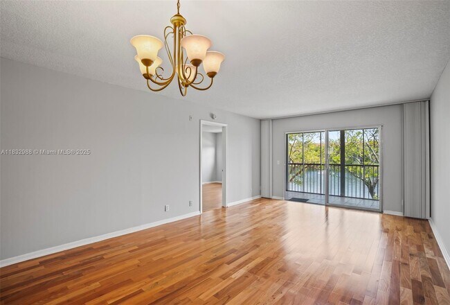 Foto del edificio - 12900 SW 13th St