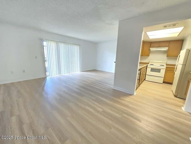 Building Photo - 1052 Mollie Ln