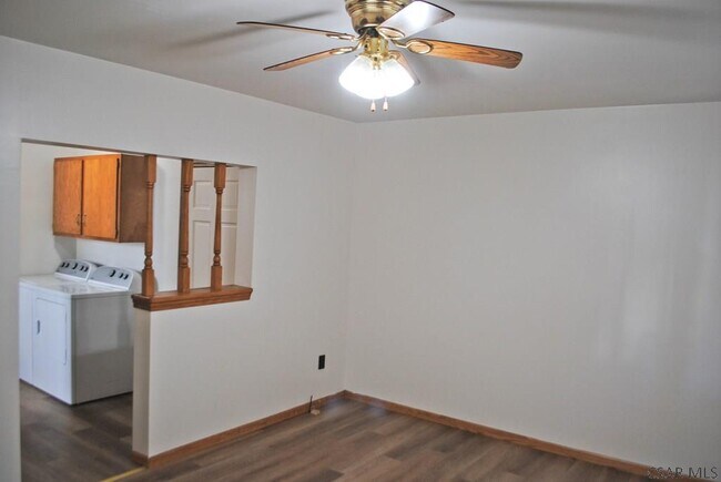 Foto del edificio - 1231 Centennial Dr