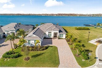 Building Photo - 13974 Blue Bay Cir