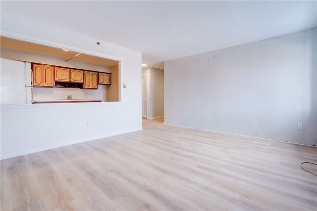 Foto del edificio - 404 Main St