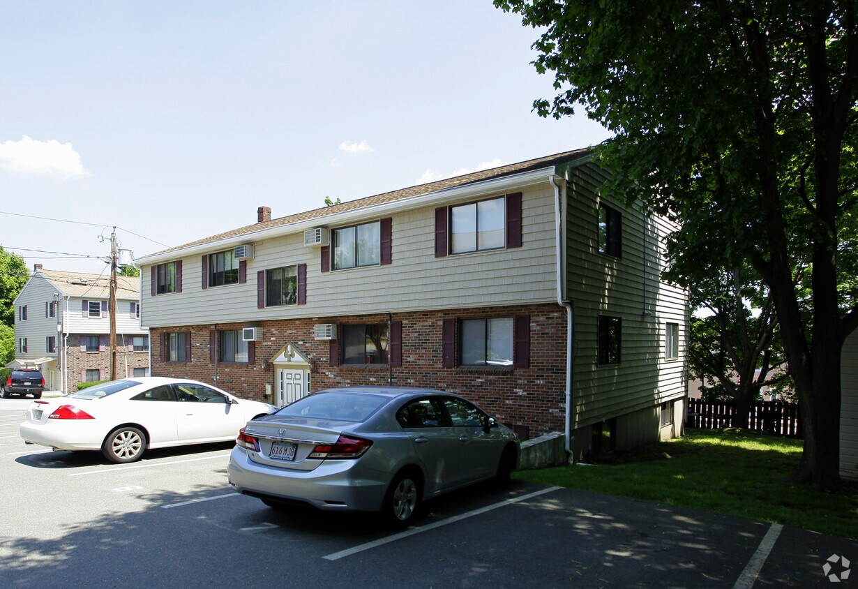 Foto del edificio - 1 Laurent Rd