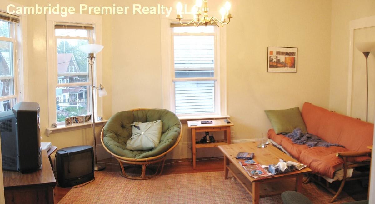 Foto principal - 95 Belmont St