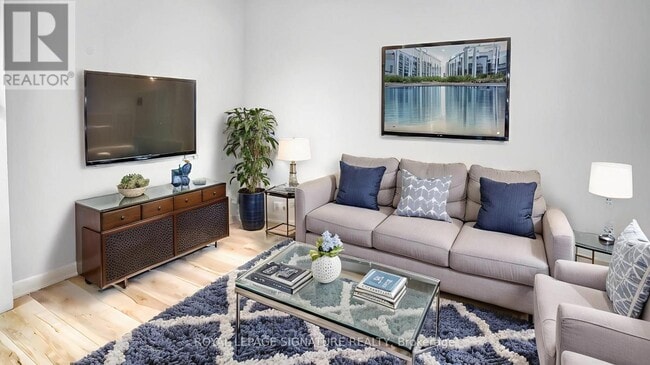 Building Photo - 614 Dufferin St