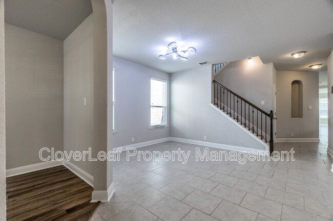 Building Photo - 15323 McKays Lark