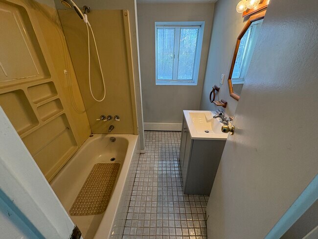 Foto del edificio - 10 Flowerfield Rd