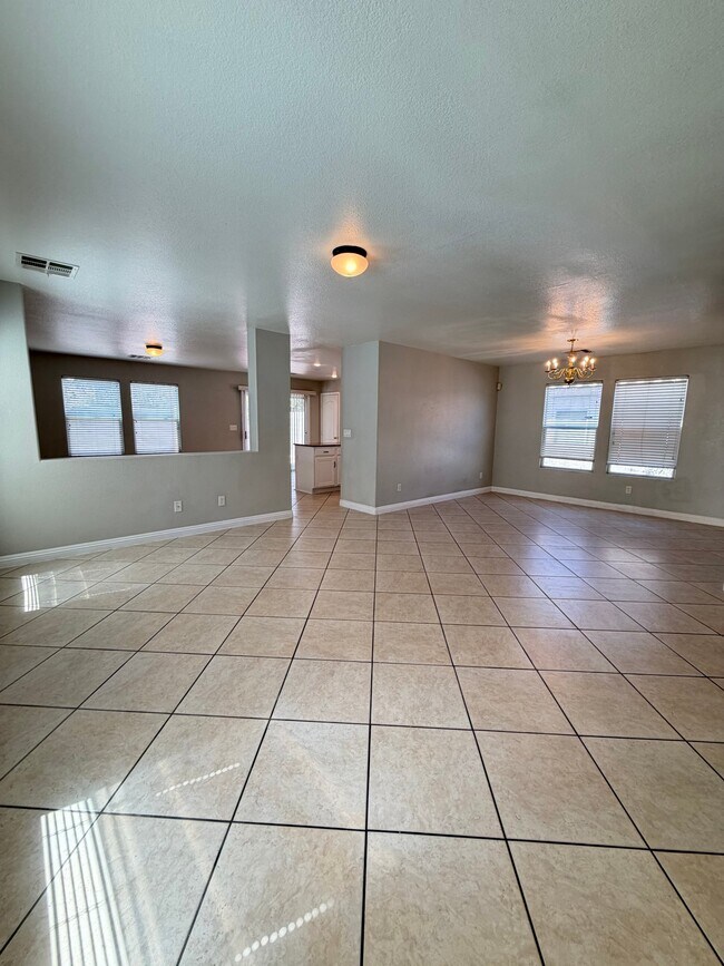 Foto del edificio - 9521 Grand Fir Ct