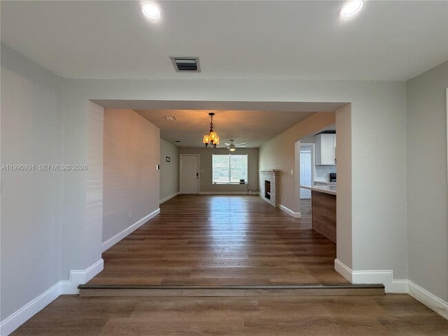 Building Photo - 7571 Eaton St