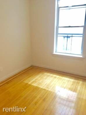 Foto del edificio - 3 br, 1.5 bath  - 530 W 143rd St